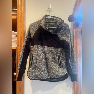 Abercrombie & Fitch - Pullover Hoodie